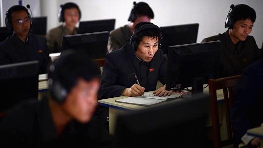 朝韩人口对比_三张图让你了解朝鲜和韩国到底有啥不同(3)